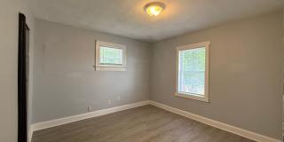 New Listing!!-Charming 2 Bedroom | 1 Bathroom Home with Spacious Backyard Gallery 15