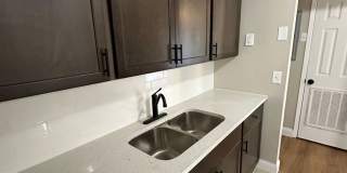 **4/2 BR Single Family home : Available Now Gallery 15