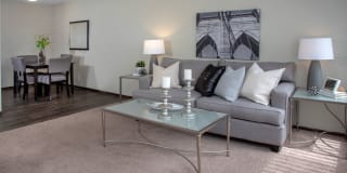 600 10th Ave Apartments Gallery 4