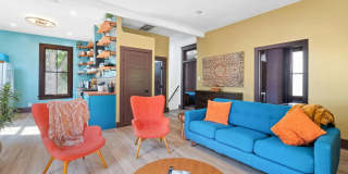 Spacious custom design 2 bed 1 bath Apartment for rent 709 W 14th st. Gallery 13
