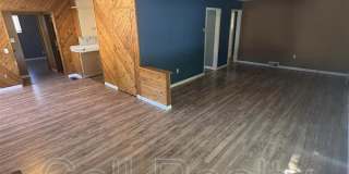 1210 N Locust Rd Gallery 3