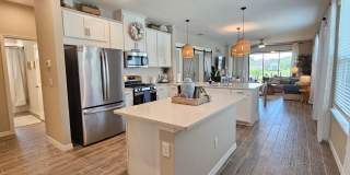 Annual Furnished or Seasonal Short-Term 4 Bedroom 2.5 Bathroom Home in Palmero! Gallery 13