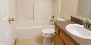 Spacious Southwest Fort Collins Townhome Near Cathy Fromme Prairie - 3bd 3ba AVAILABLE Gallery 8