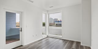 River House Apartments Gallery 18