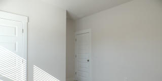 4-Bedroom Home - Community Pool Gallery 20