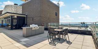 1440 N Lake Shore Drive Gallery 12