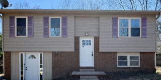 Cozy & Convenient Living! Gallery 1