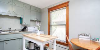 421 Washington St Gallery 1