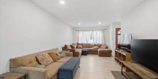 124 N College Street Gallery 8