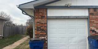 2423 North Farmstead Street Gallery 1