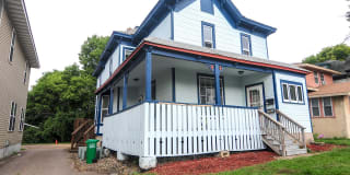 1015 13th Avenue Southeast - 2 Gallery 1