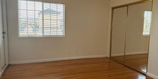 221 North Commonwealth Avenue Gallery 8