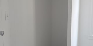 426 Poplar Street Gallery 12