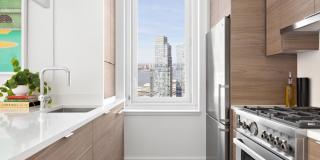 470 11th Ave. Gallery 1