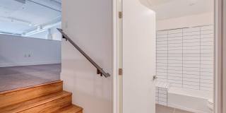 2231 South Western Avenue Gallery 13
