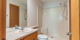 4 BR/2.5 BA Duplex in East Fayetteville Gallery 13