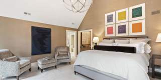 285 W Westminster Avenue Gallery 20
