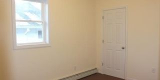 209 S Division Street Gallery 12