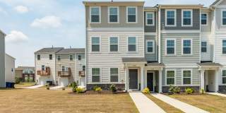 $500 OFF Your First Month's Rent! Beautiful End-Unit Townhome in Trace at Olde Towne | 3BR/3.5BA | Garage $500 OFF Your First Month's Rent! Beautiful End-Unit Townhome in Trace at Olde Towne | 3BR/3.5BA | Garage Gallery 1