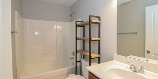 1718-H Thistlewood Dr Gallery 8