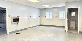 561 Janet Lane Gallery 22