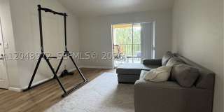 733 Riverside Dr Gallery 16