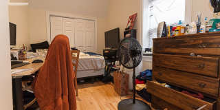 Unique Luxury in Heart of Coolidge Corner! Near T, Trader Joes, perfect for BU Students and Working Pros alike! Gallery 9