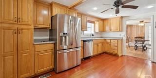 742 E Park Avenue Gallery 13