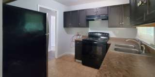 COMING SOON: Fantastic 3/1 Bungalow Near Langford Park - Housing Vouchers Accepted Gallery 12