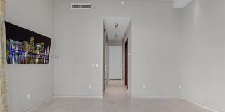 900 Brickell Key Blvd Gallery 24