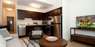 Channel Square Apartments Gallery 28