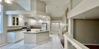 9756 Silver Pebble Street Gallery 10