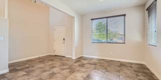 Dont Miss This Gorgeous 4 bed 3 bath plus Loft! Gallery 11