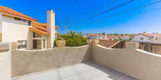 Charming Two Story 3 BR Home Available Mid June! Gallery 51