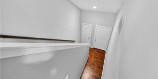 2304 Juniper Avenue Gallery 21