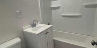 Great 2 bedroom Apartment with Garage! Gallery 29
