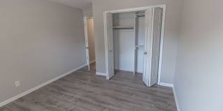 3 bedroom duplex in Southern Columbia. Gallery 23