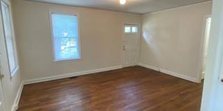 2-bedroom, 1 bath home available in Rosewood area! Gallery 3