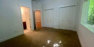 Spacious Home on Golf Course  - All Bedrooms En Suite Gallery 27
