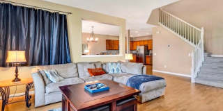 Spacious 3BR House in Gresham Gallery 9
