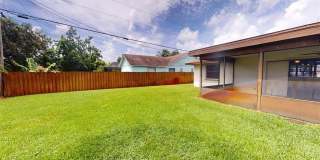 2881 SE Nance Street Gallery 33