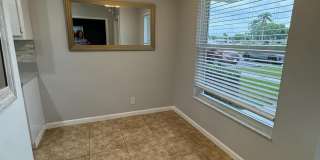 1100 Boxwood Drive Gallery 17