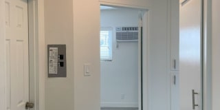 1815 N. Harvard Blvd. Gallery 32