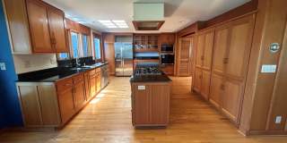 320 Sunset Dr Gallery 4