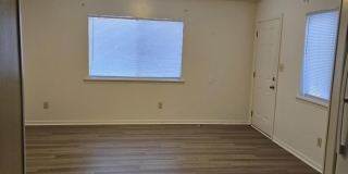 222 Easy Street Gallery 9