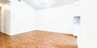 106 Hughson Court Gallery 27