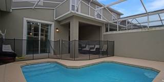 Pool Townhome Now Available Gallery 8