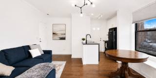743 W Cornelia Avenue Gallery 4