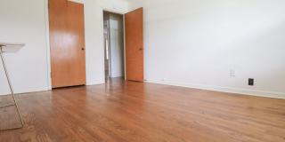 Stunning 3 Bed 1.5 Bath on quiet Cul De Sac! Gallery 23