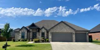 1341 Little Osage Lane Gallery 1